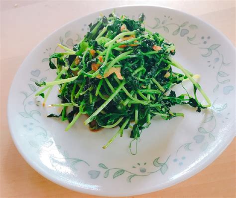 Stir Fried Pea Shoots (Chow Dau Miu) – My .